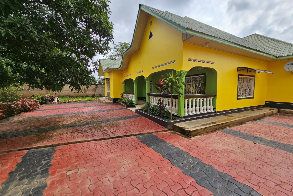 MAISON À LOUÉ