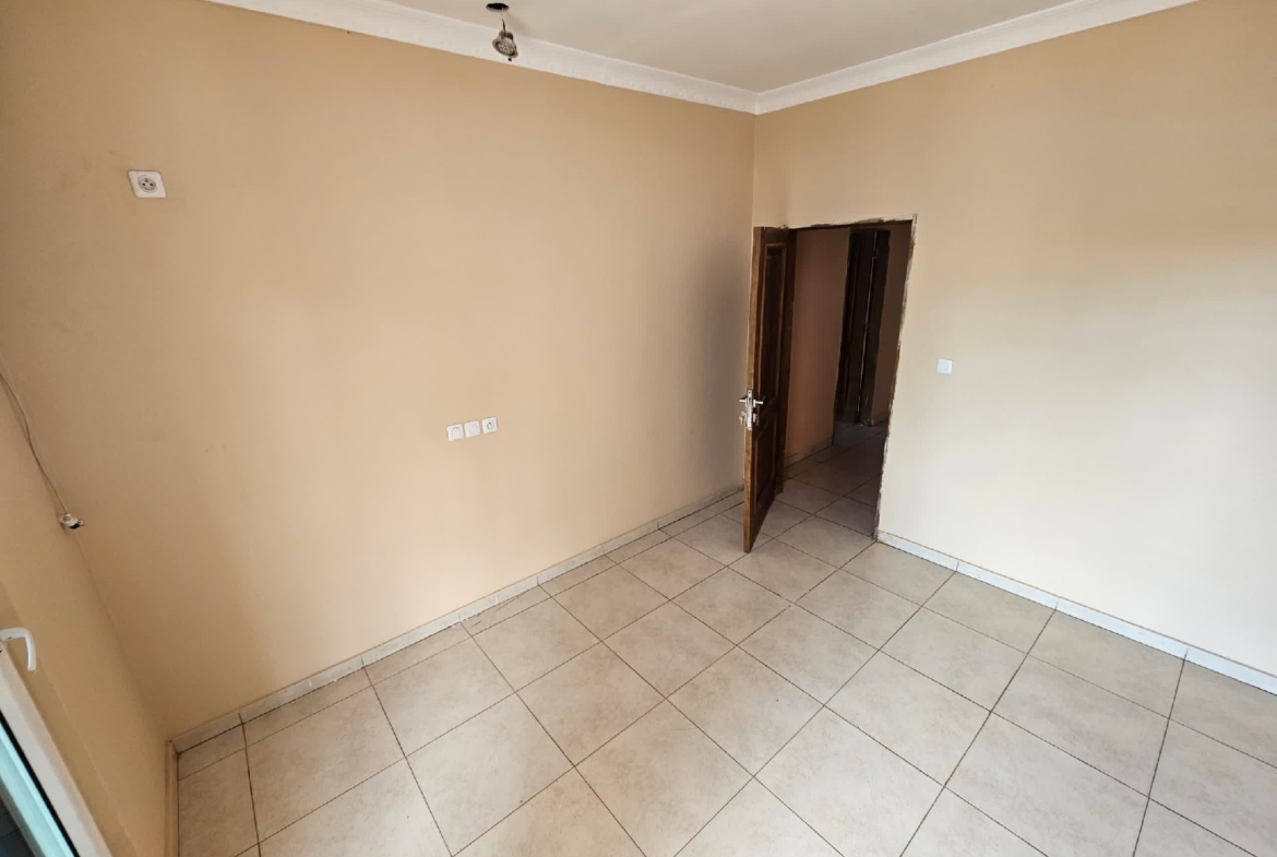 APPARTEMENT A LOUÉ