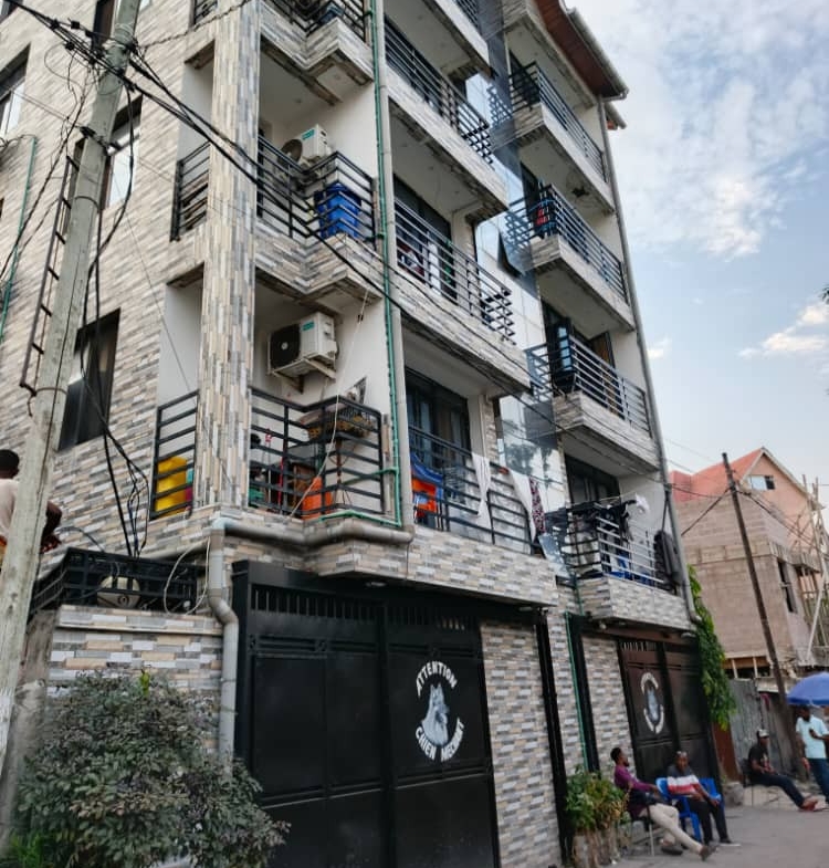 IMMEUBLE À VENDRE