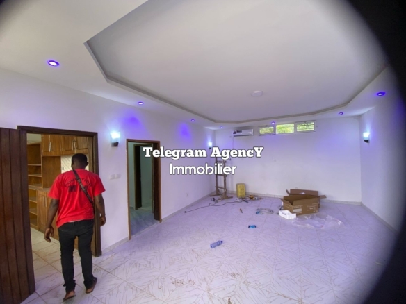 Appartement à louer à Binza UPN 20 scaled 3 IMG 20250322 WA0043 watermark sam. 22032025 150157