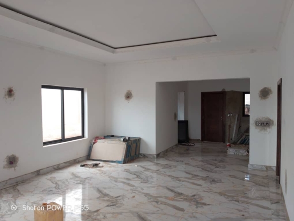 MAISON A VENDRE DANS LA VILLE DE LUBUMBASHI GOLF 34 MAISON