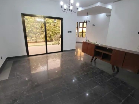 villa mise en location à GB 28 scaled 1000807908