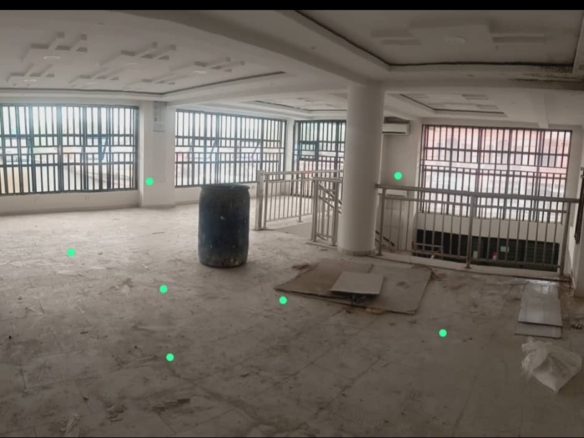 Maison commerciale mise en location a Gombe 17 Maison