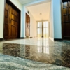 Appartement nouvellement construit mise en location a Lingwala sur 24 22 Appartement