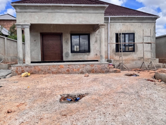 MAISON À VENDRE DANS LA VILLE DE LUBUMBASHI QUARTIER GOLF TSHAMALALE KYABULA 10 MAISON À VENDRE