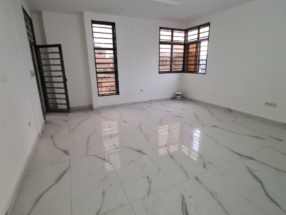Des appartements de 3,2,1 chambres mise en location entrée Mont Fleury 2 appartements