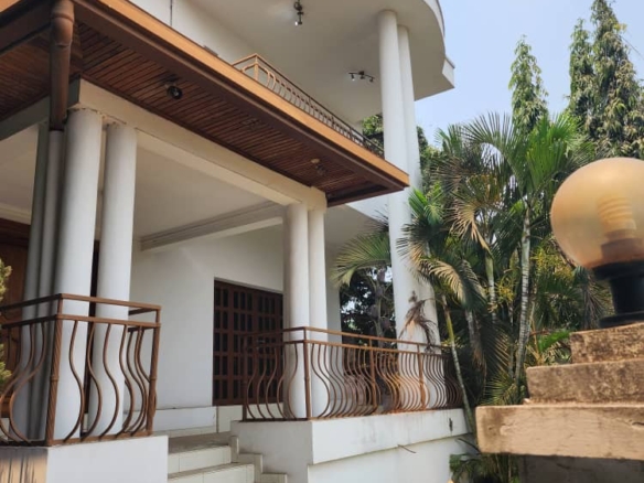 Villa de 4 chambres mise en vente à Macampagne 30 Villa