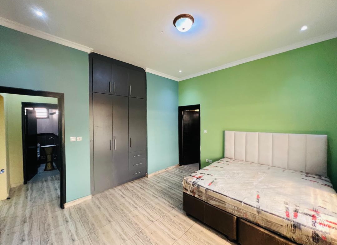 4 Appartement identique à louer à Lubumbashi