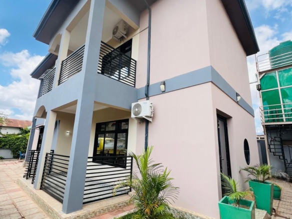 4 Appartement identique à louer à Lubumbashi 42 4 Appartement identique à louer à Lubumbashi
