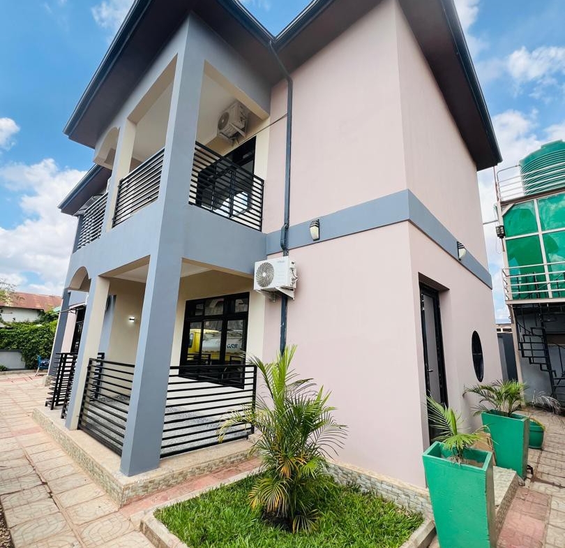 4 Appartement identique à louer à Lubumbashi