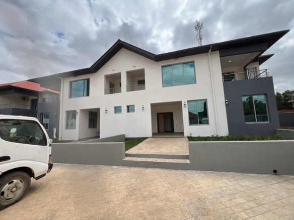 COMPLEXE DES APPARTEMENTS A LOUER - LUBUMBASHI 32 .APPARTEMENTS A LOUER