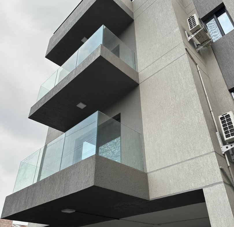 APPARTEMENTS