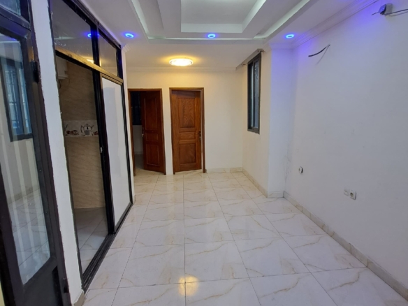 Appartement nouvelle construction dans la commune de Kinshasa référence huilerie Molière tv Avenue lowa province 14 scaled 1002328935