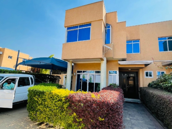 APPARTEMENT MEUBLÉ À LOUÉ QUARTIER GOLF LIDO 2 scaled 1003996262
