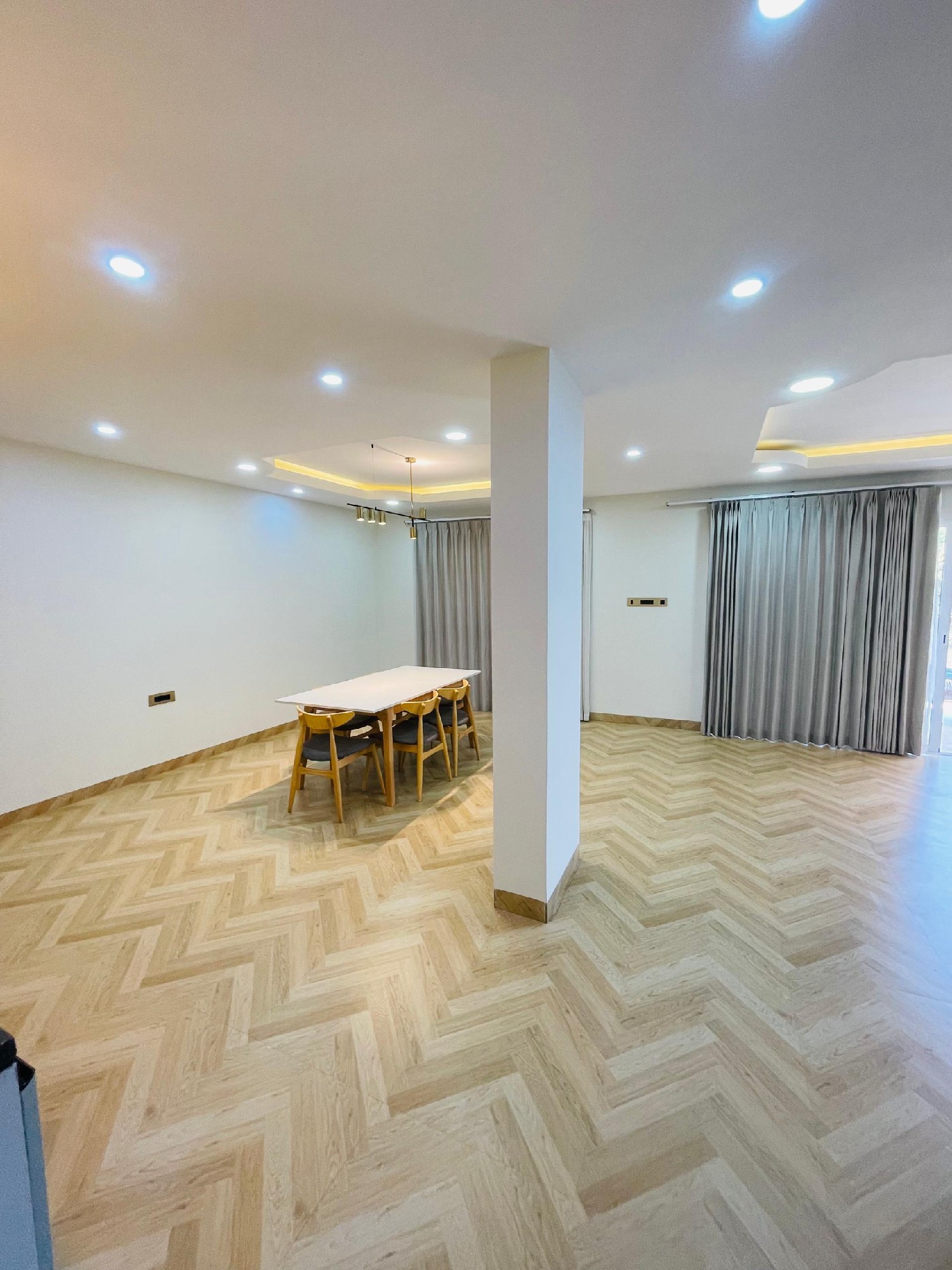 APPARTEMENT MEUBLÉ