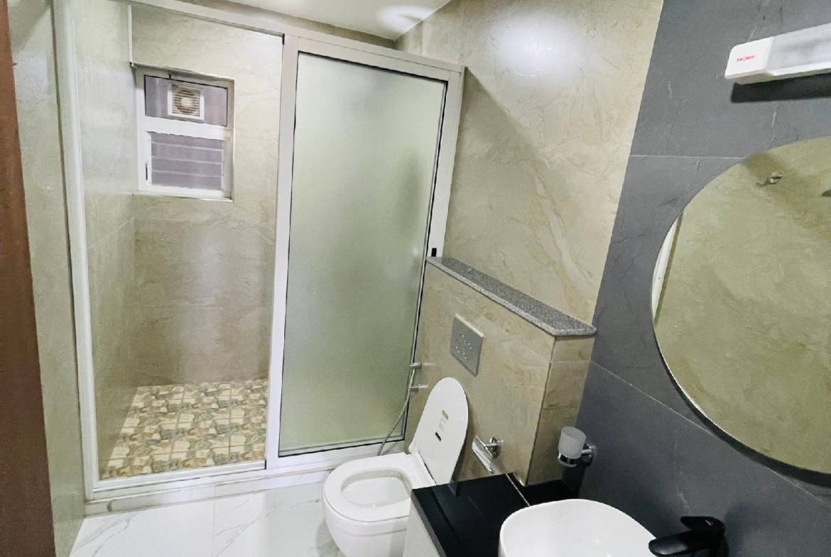 APPARTEMENT MEUBLÉ