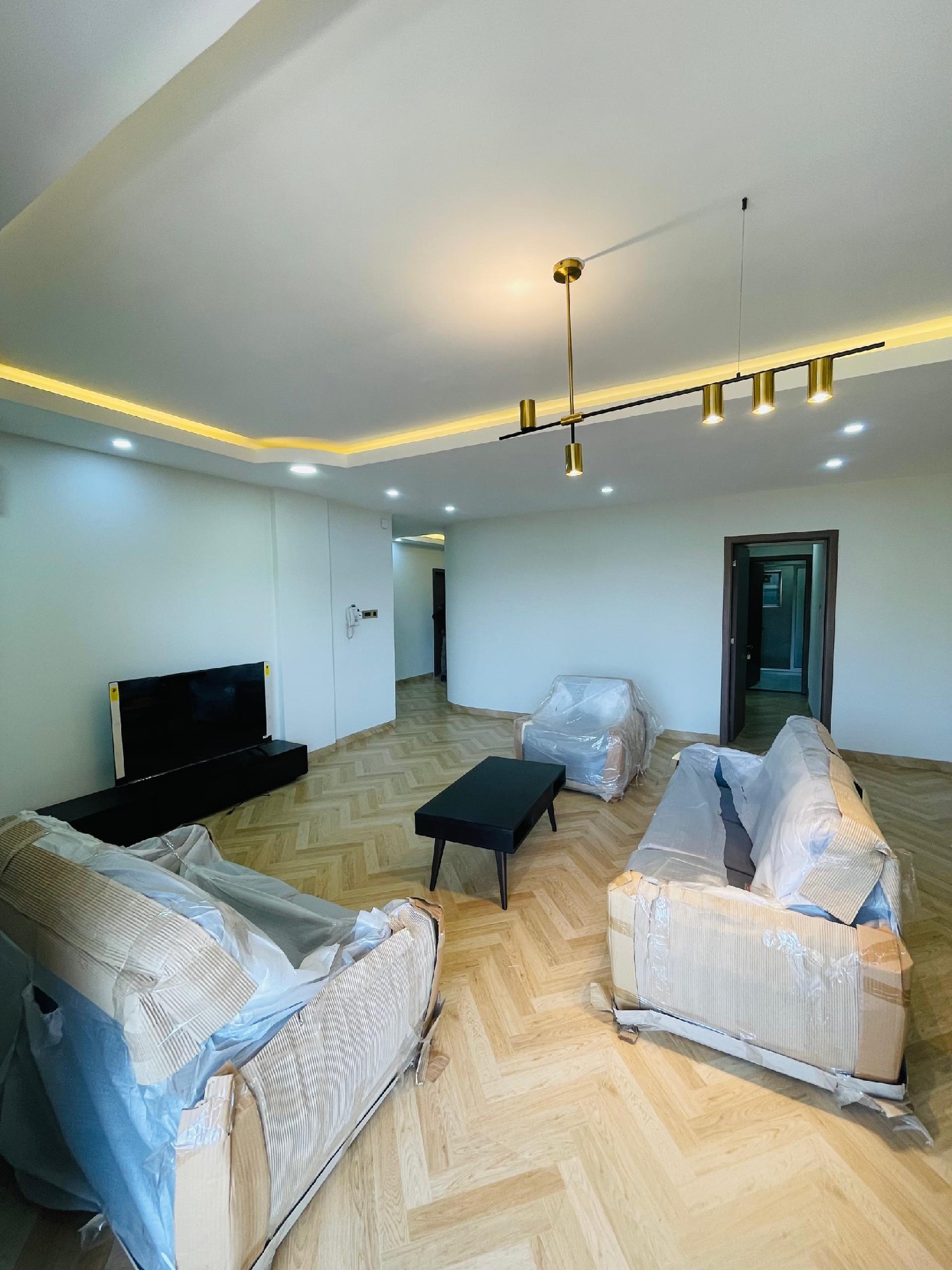 APPARTEMENT MEUBLÉ
