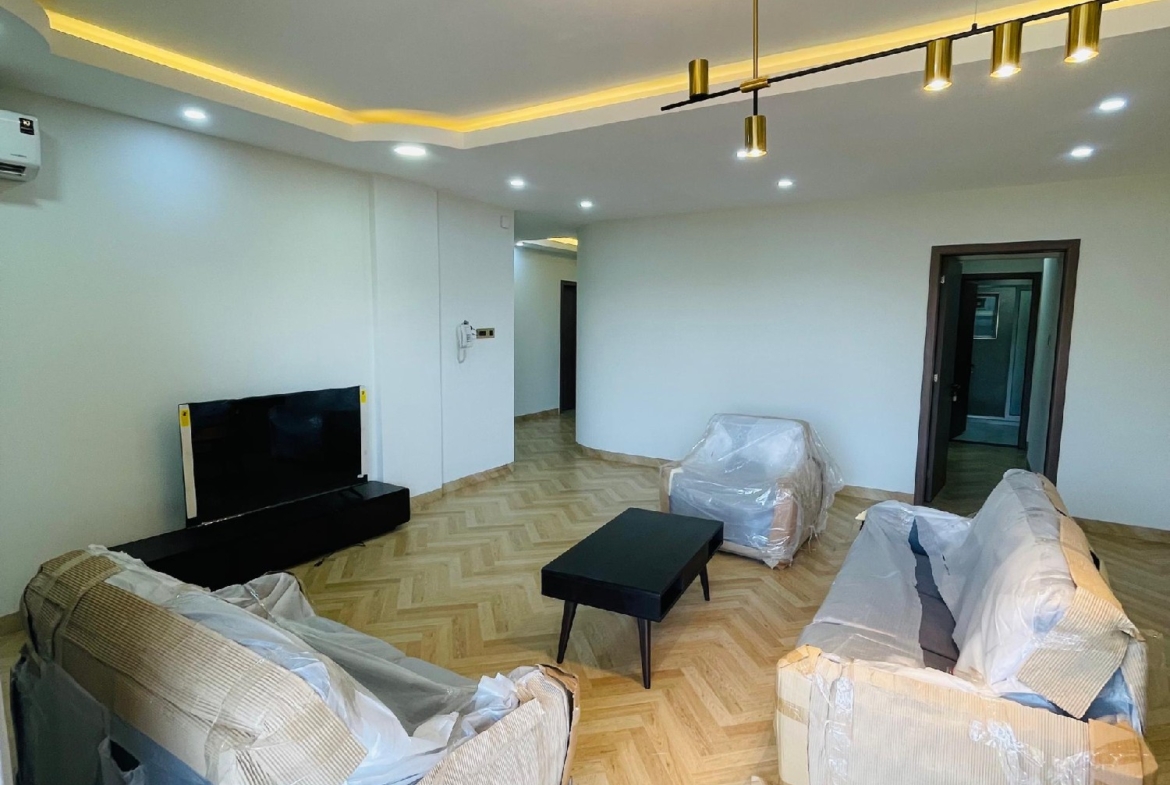 APPARTEMENT MEUBLÉ