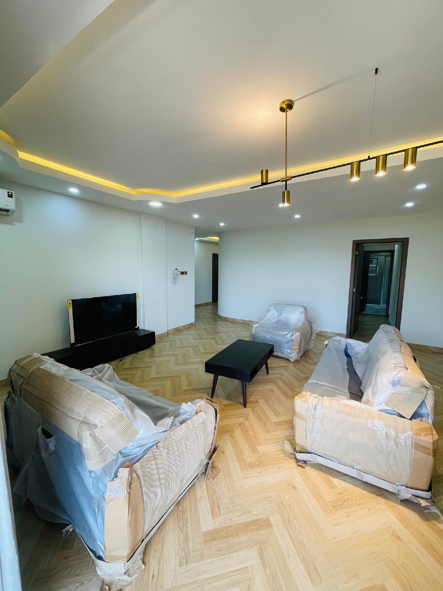 APPARTEMENT MEUBLÉ