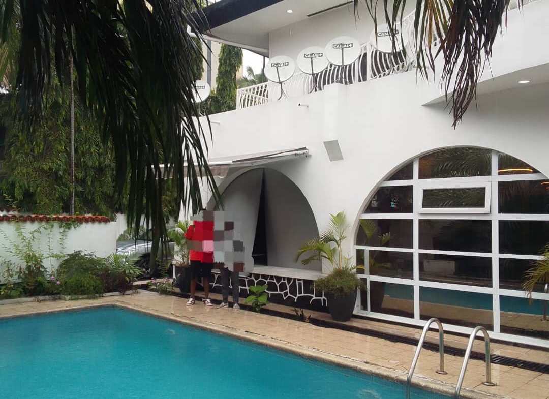 VILLA