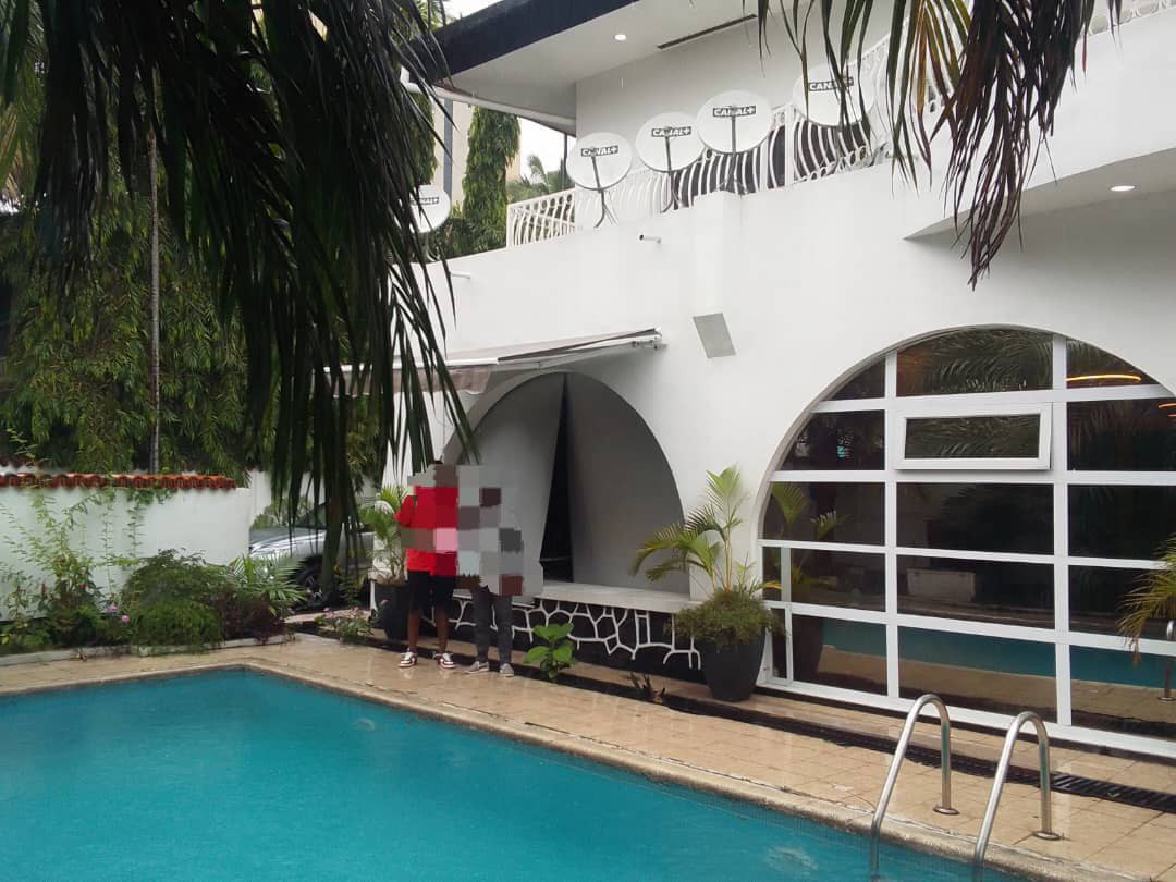VILLA