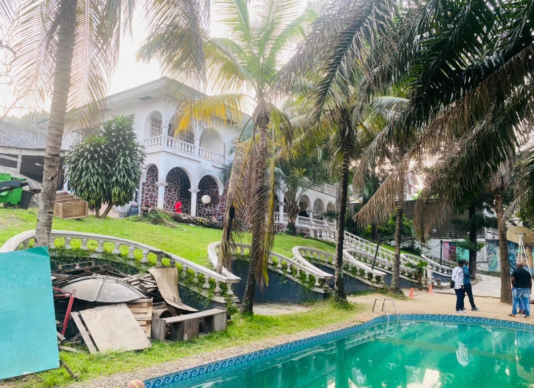 VILLA