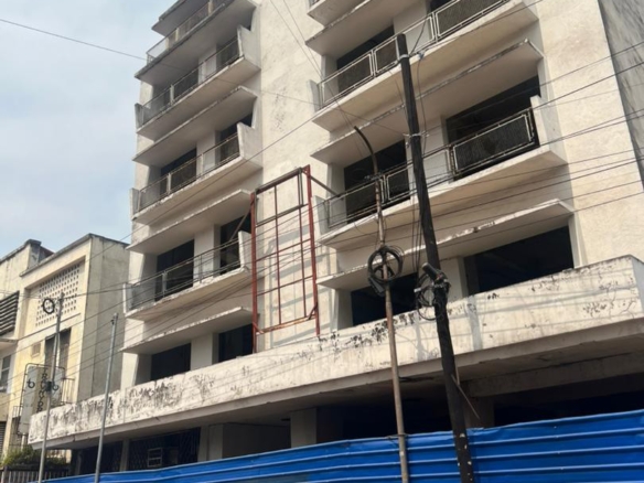 VENTE IMMEUBLE INACHEVÉ À GOMBE ZONE A 46 IMMEUBLE