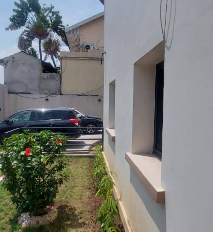 Location d'une jolie Villa à Gombe