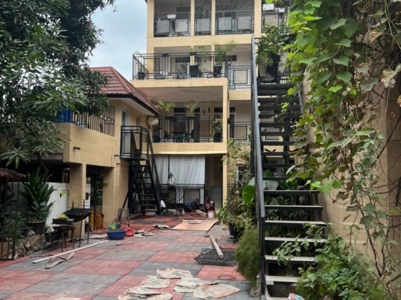APPARTEMENT MEUBLÉ À LOUER GOMBE 50 scaled 1001138948