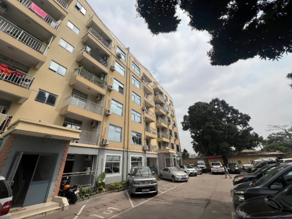 LOCATION D'UN BEL APPARTEMENT À NGALIEMA / CHANIC 10 APPARTEMENT
