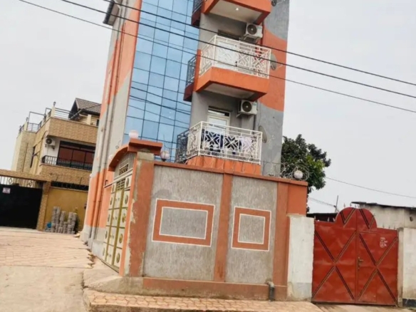 Investissement sûr immeuble à haut rendement locatif - kinsuka brikin / Ngaliema 20 scaled 1005215602