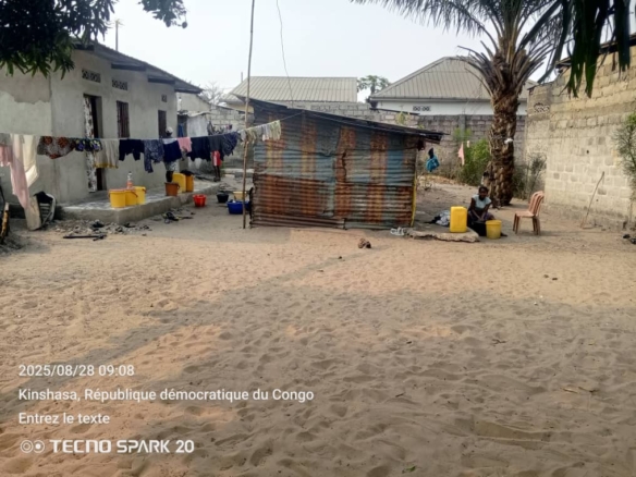 Terrain à vendre de 200m² au Quartier Terre jaune Commune de N'sele 14 scaled 1005255572
