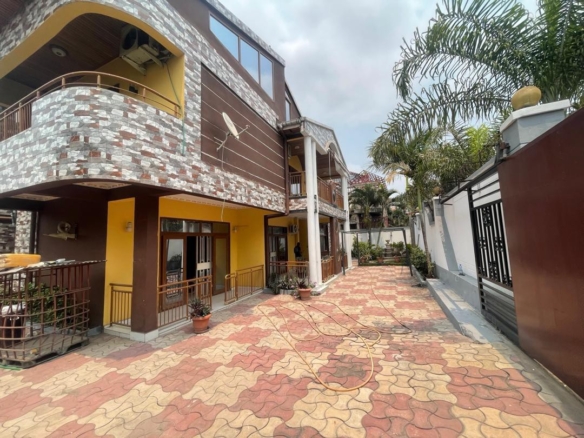 Villa moderne à vendre à Ngaliema Mimosas 16 scaled 1005257613