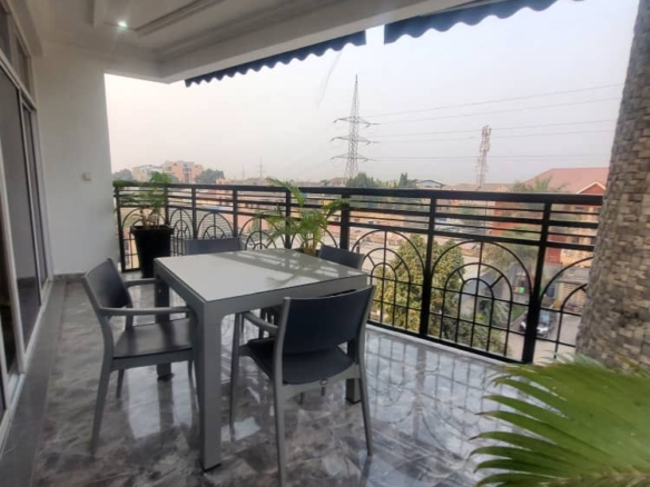 RN IMMO met à votre disposition un appartement meublé à Ngaliema quartier GB. 21 scaled 1000495645