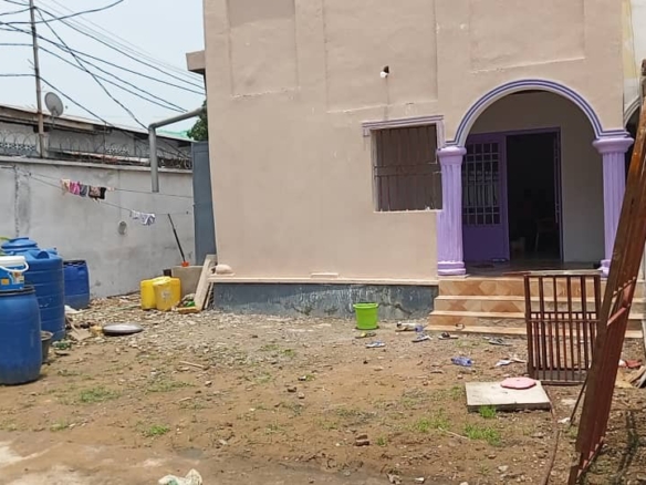 Une belle parcelle à vendre à Kintambo 40 parcelle