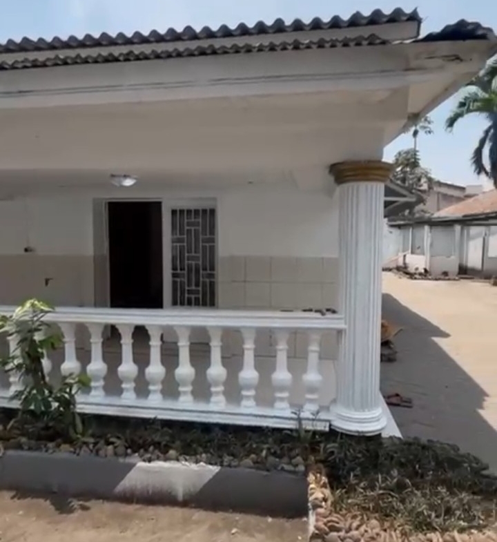 scaled_1000517174 villa