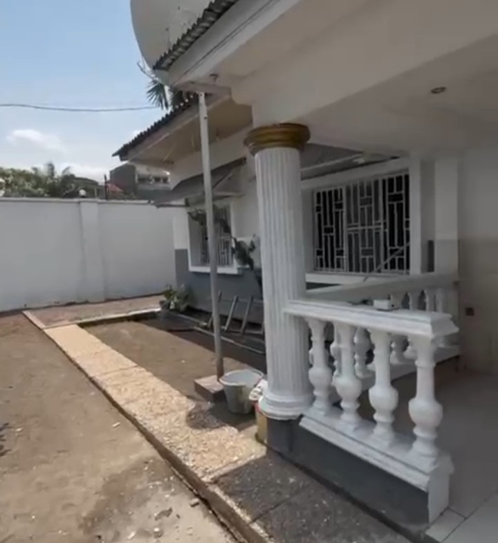 scaled_1000517177 villa