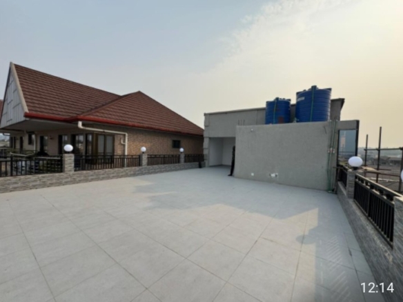 Appartement nouvellement construit mise en location dans la commune de Kintambo Mboka sika 38 scaled 1000523523