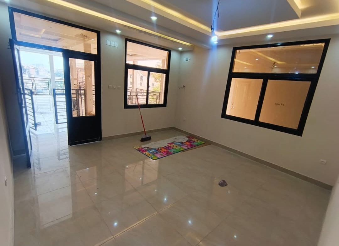 scaled_1000534680 Appartement