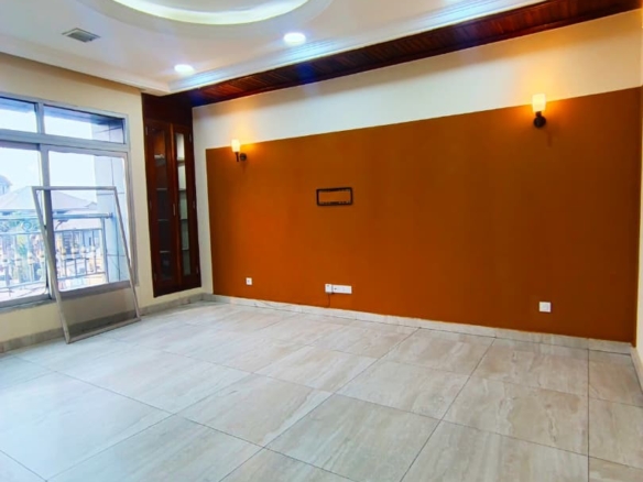 APPARTEMENT À LOUER KINTAMBO 16 scaled 1001243484