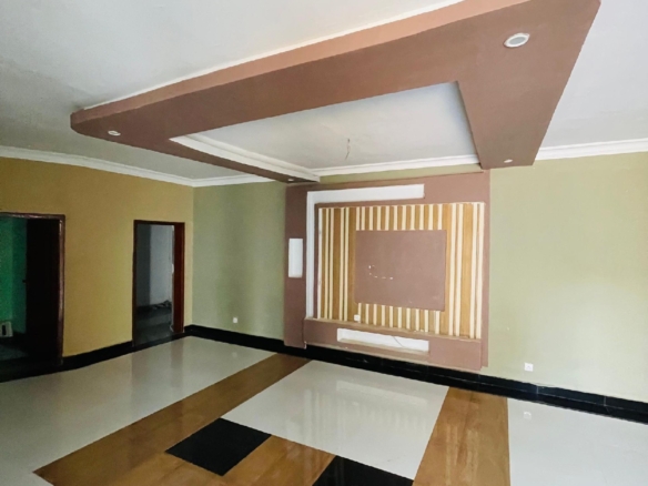 MAISON À LOUÉ DANS LA VILLE DE LUBUMBASHI QUARTIER GOLF PLATEAU1 13 scaled 1004948917