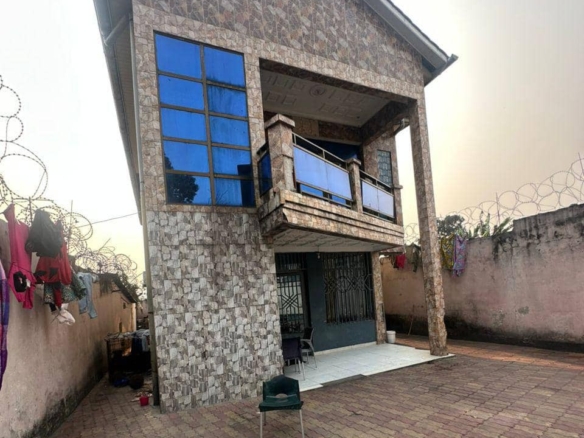 Belle résidence duplex d'un niveau en vente – Lemba Salongo 15 scaled 1005328582