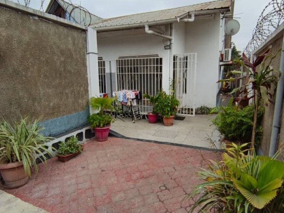 Parcelle résidentielle à vendre à Mont-Ngafula 18 scaled 1005329511