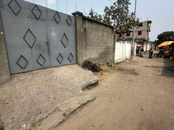 Vente Parcelle Locative à Lemba Righini – Premier Avenue du Macadam 2 scaled 1005330063