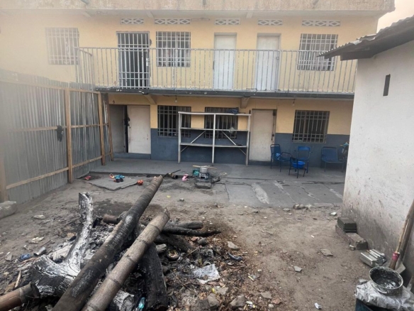 Parcelle avec maison d'un niveau à vendre – Lemba Rond-Point Terminus 6 scaled 1005346784