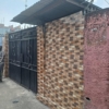 Parcelle avec 3 portes locatives en vente – Kalamu / Hôpital Mabanga 23 Parcelle