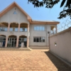 A LOUER UN APPARTEMENT DE 7 CHAMBRE DANS LA VILLE DE LUBUMBASHI 22 scaled IMG 20250902 WA0014