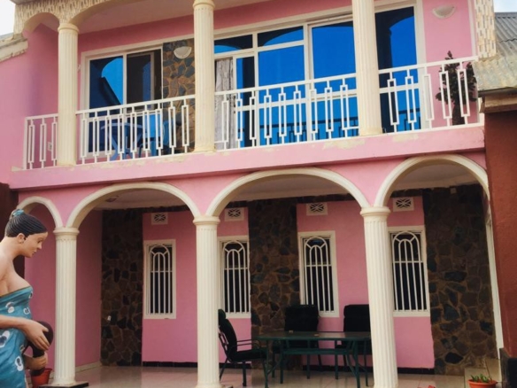 A VENDRE UNE MAISON VILLE DE LUBUMBASHI 36 MAISON