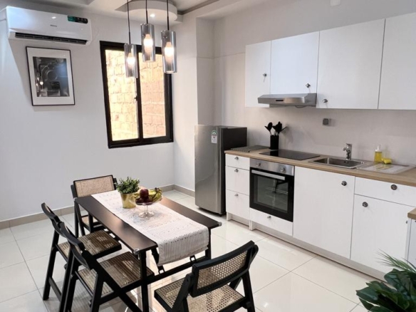 Magnifique appartement meublé sur le principal mise en location dans la commune de Bandalungwa 14 Appartement
