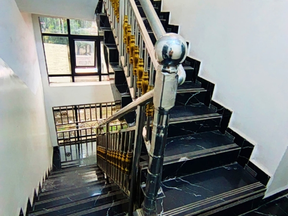Appartement très propre mise en location dans la commune de Kintambo. 4 scaled 1000559005